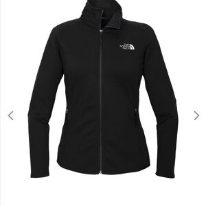The North Face Women's Black Skyline Full-Zip Fleece Jacket

NF0A7V62